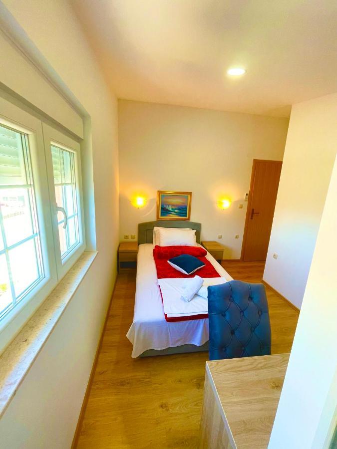 Pansion Turudić Hotel Medugorje Bagian luar foto